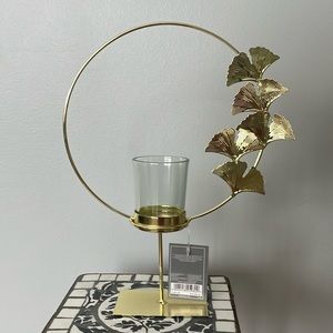 Gold Circle Ginko Leaf Tealight Candle Holder